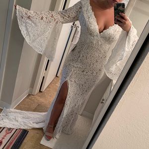 Brand new Lulus bridal gown